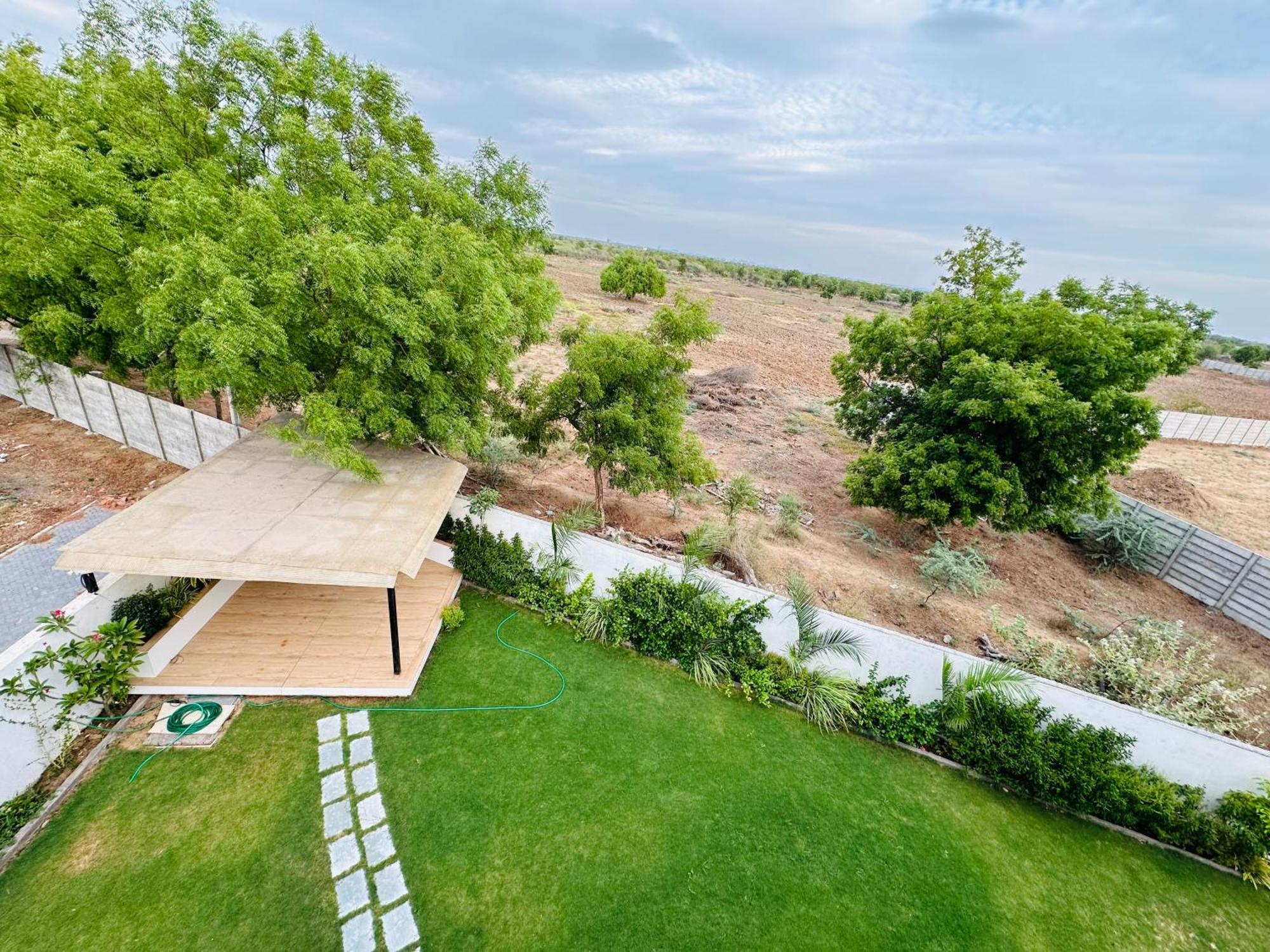 Karmabhumi 1 Villa Satej Luaran gambar