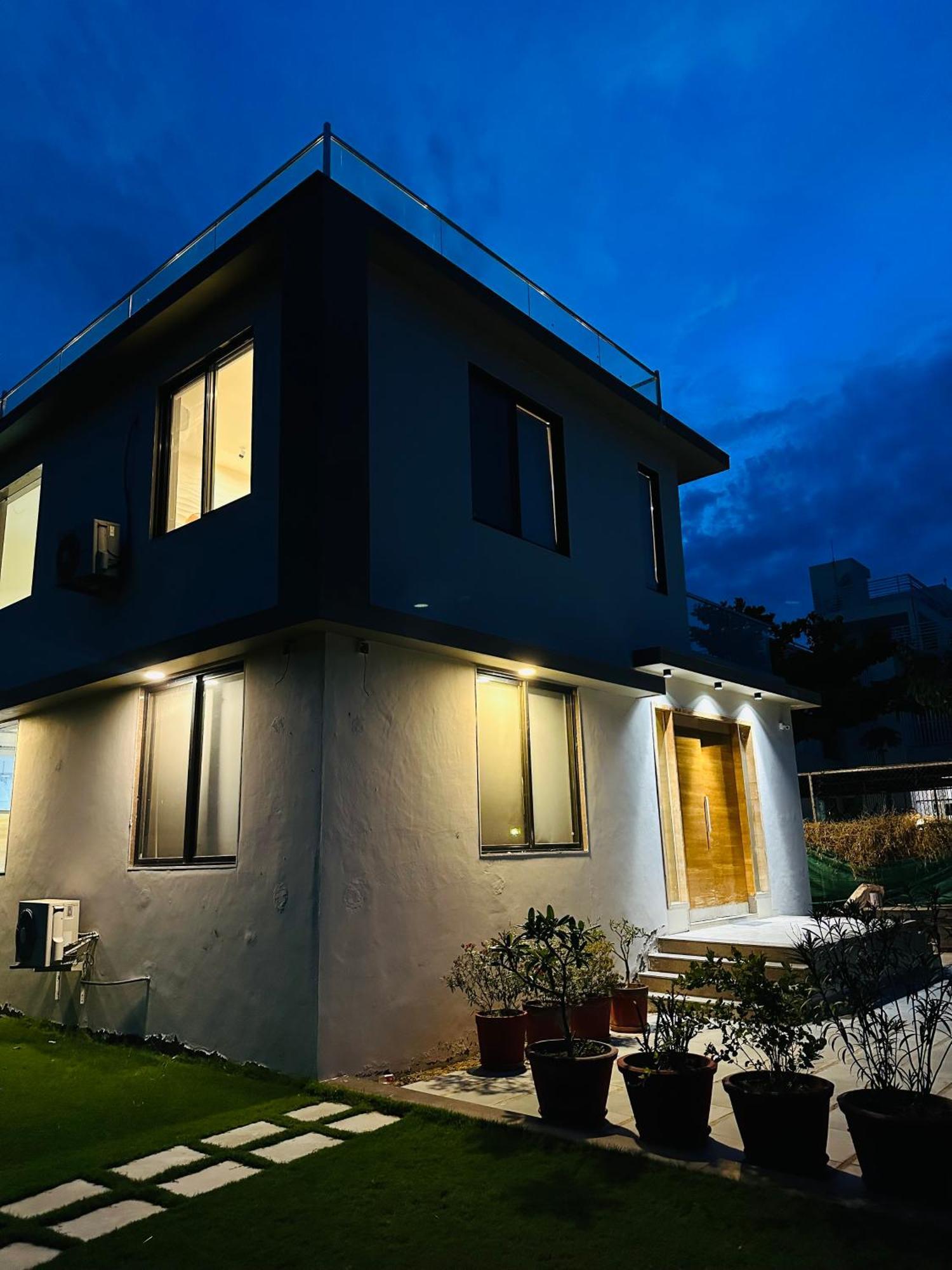 Karmabhumi 1 Villa Satej Luaran gambar